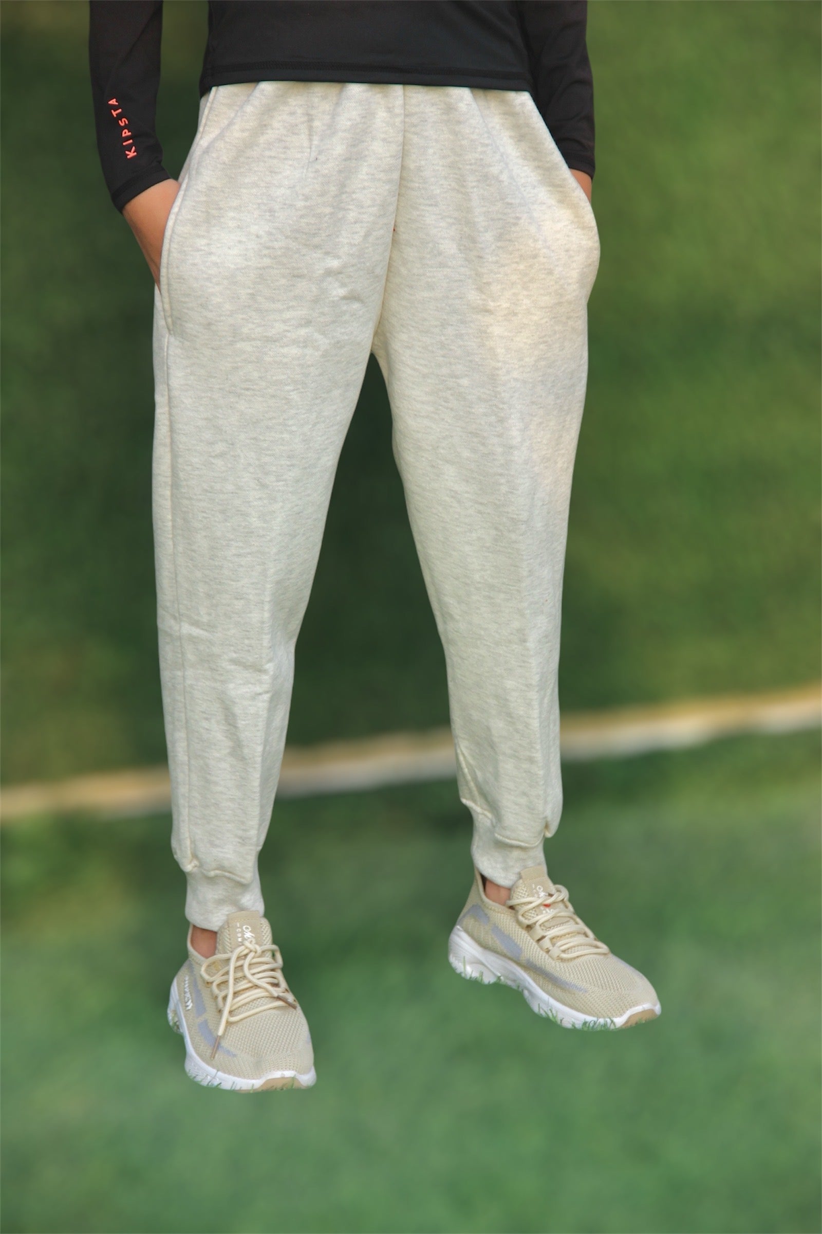 BOY/GIRL LIGHT GREY FLEECE TROUSER