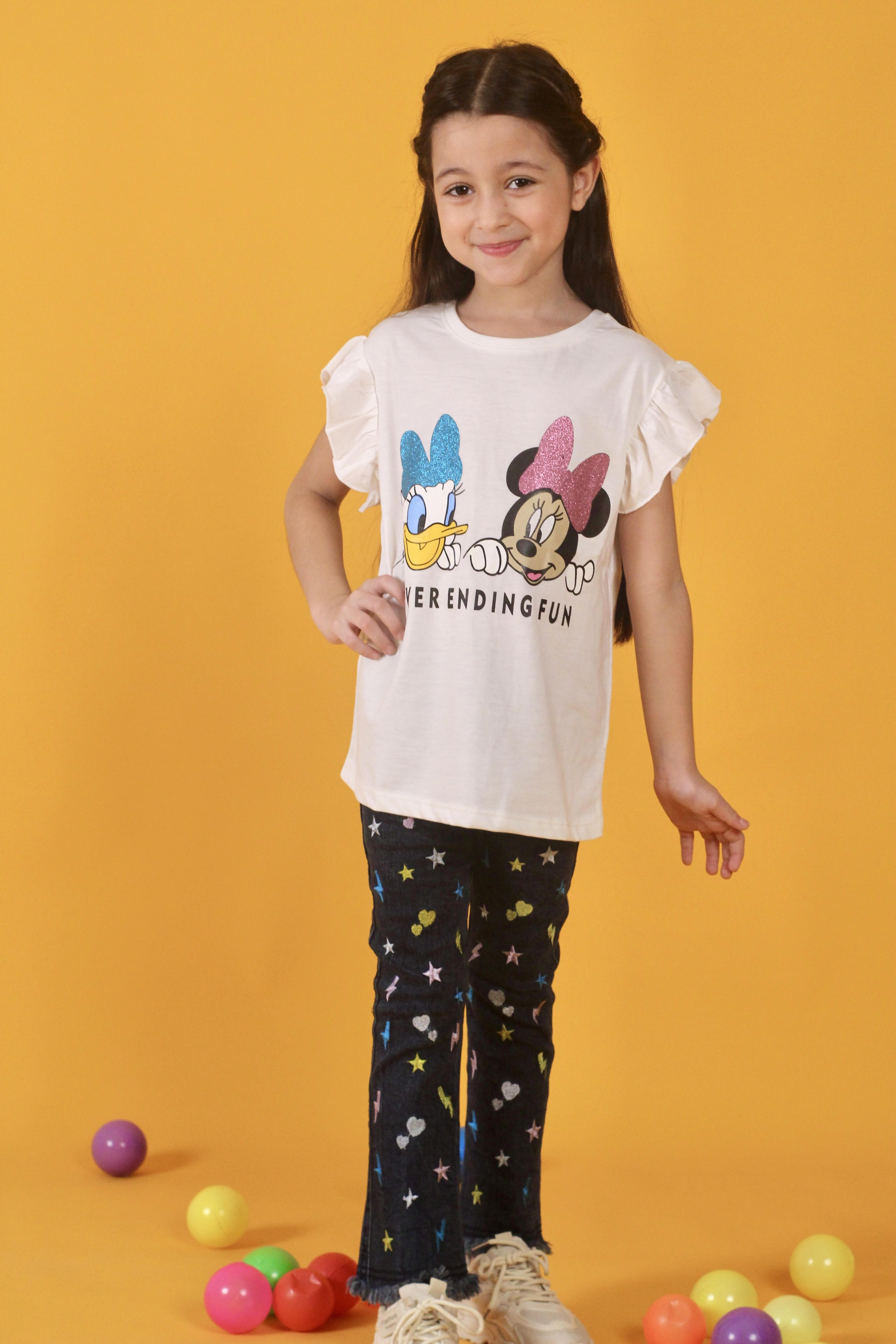 White minnie duck lycra jersey shirt girl