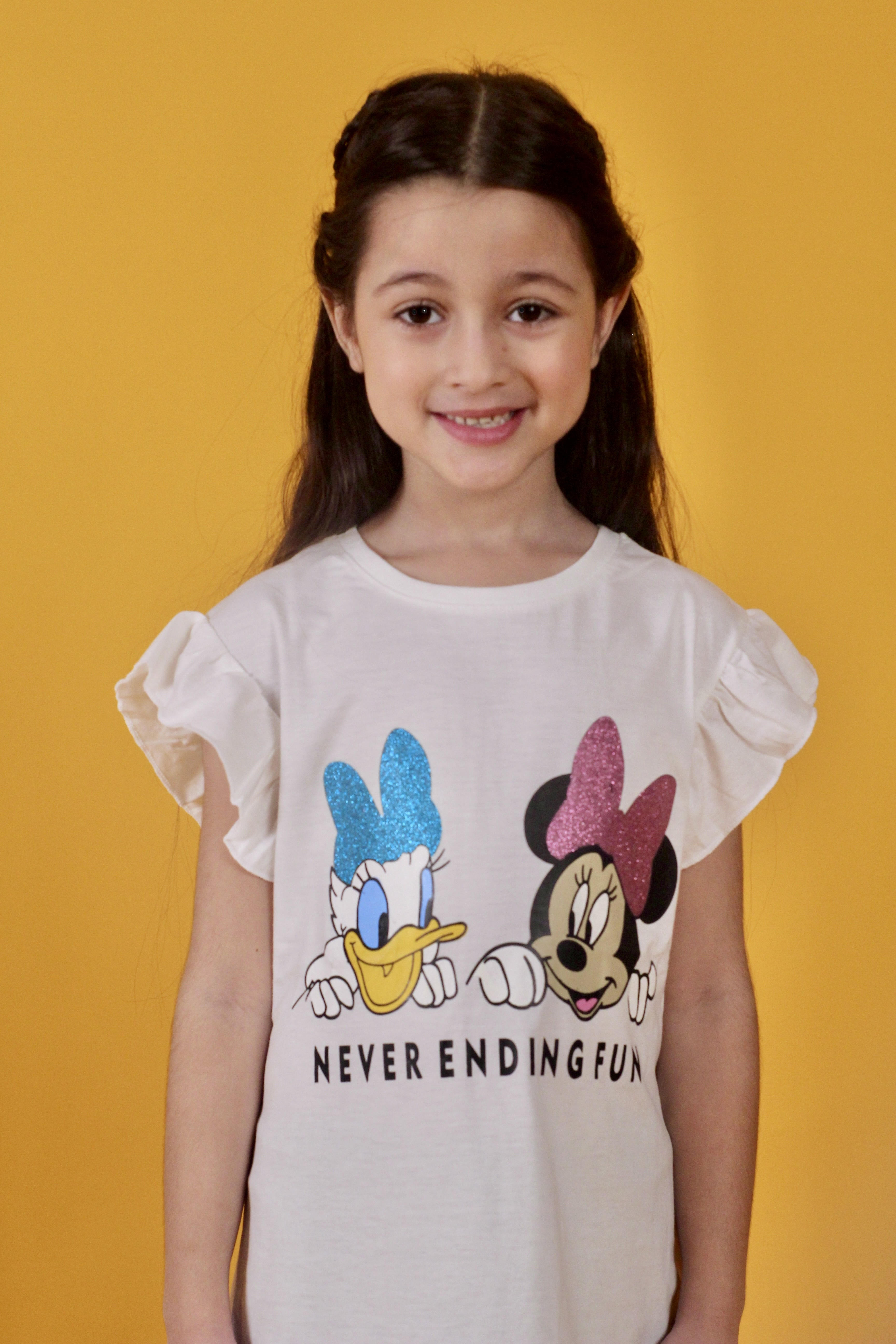 White minnie duck lycra jersey shirt girl